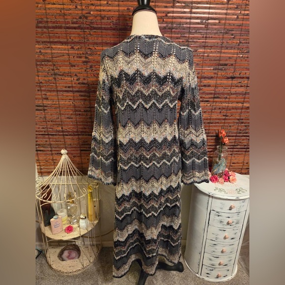 Monroe & Main Black, Gray & Cream Zigzag Knit Cardigan - Picture 3 of 6